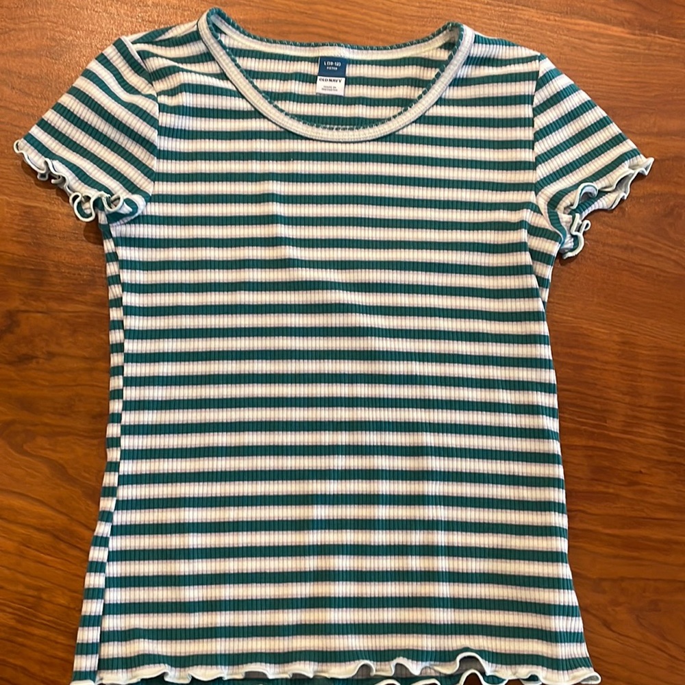 Old Navy striped ribbed t shirt size 10-12